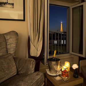 Duplex Suite "Eiffel Tower"